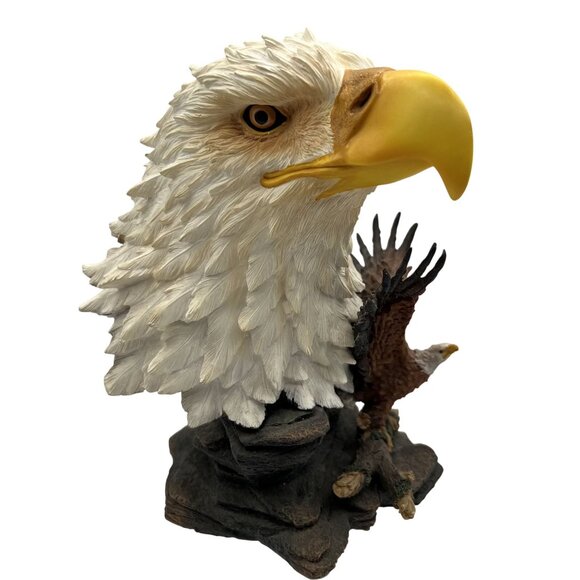 Vintage Bald Eagle Bust & Flying Eagle RARE Statue Collectible Wildlife Decor - Picture 5 of 9